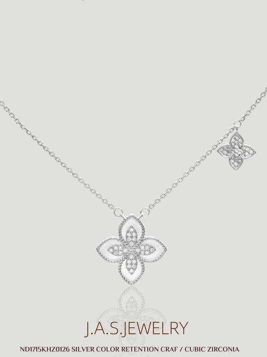 Four-Leaf Clover Mother-of-Pearl Necklace