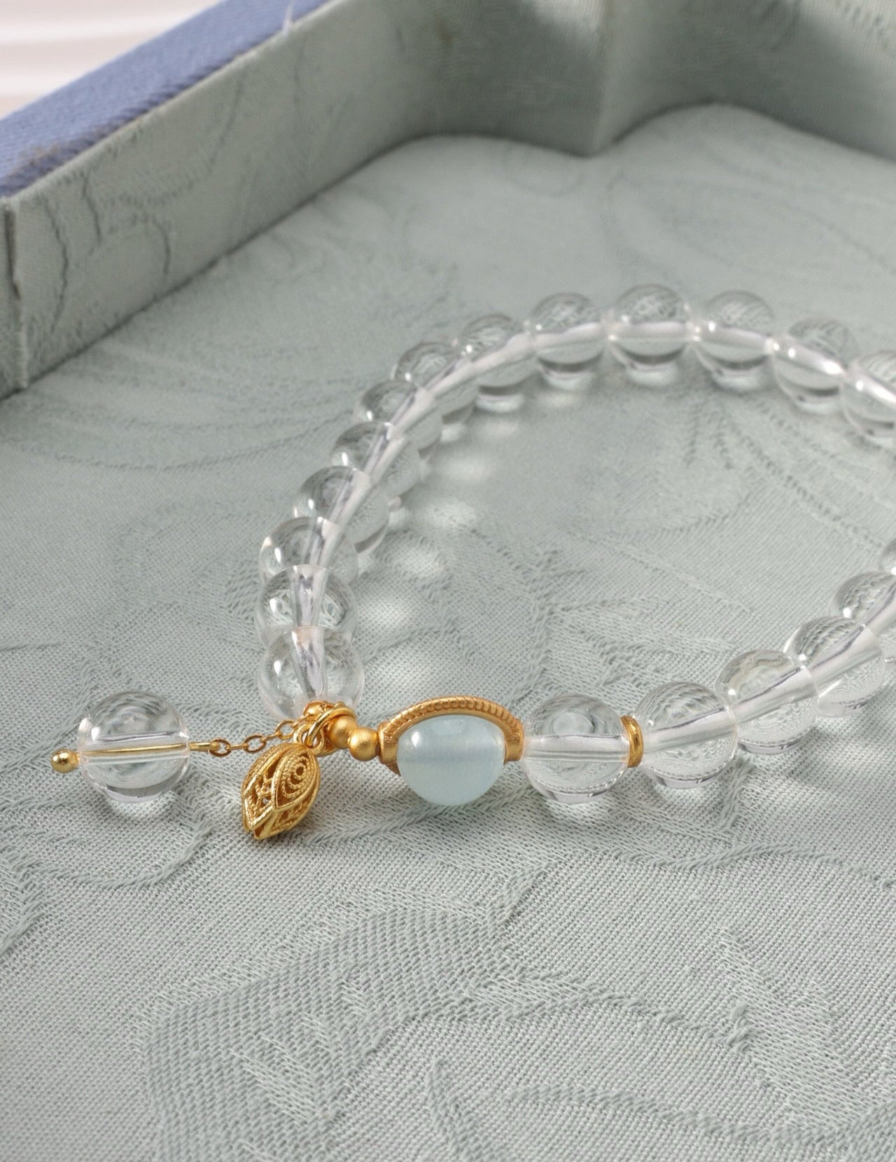 8mm White Crystal Aquamarine Bud Energy Cleansing and Emotional Healing Bracelet