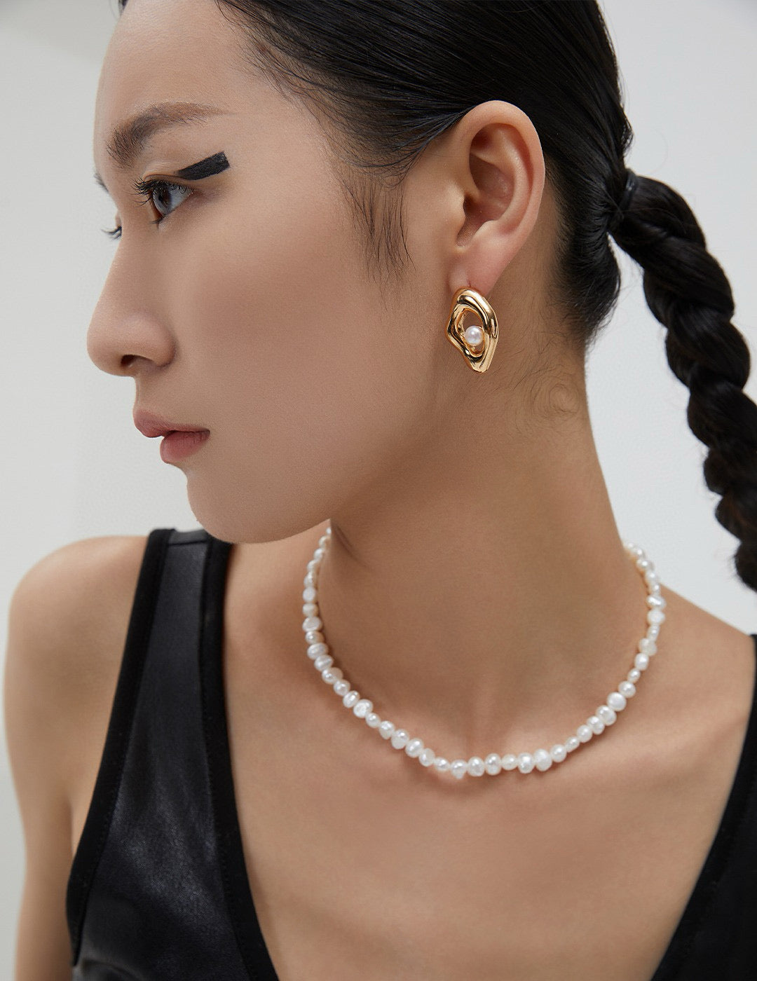 Irregular Minimalist 3D Design Pearls Silver Earrings