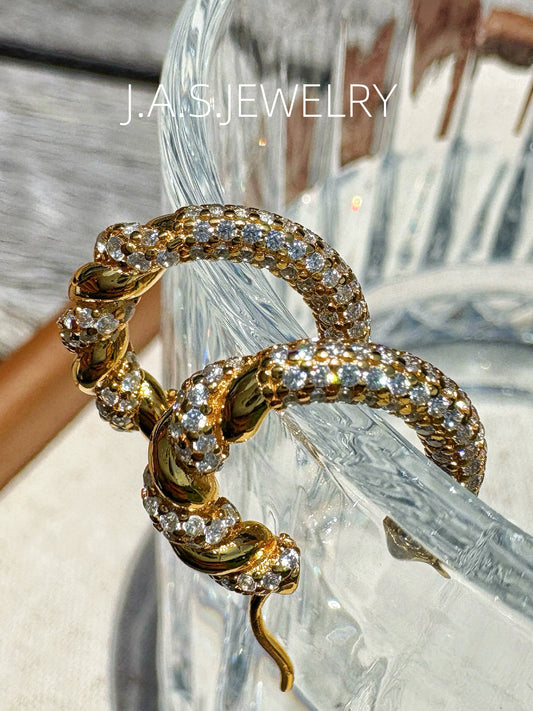 Classic Twist Hoop Earrings