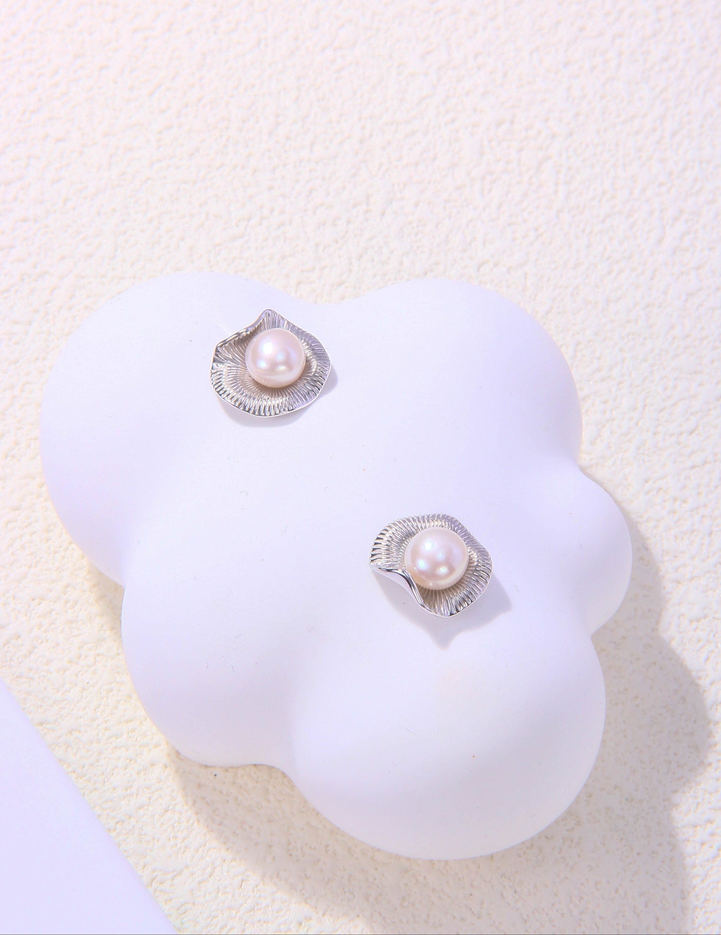 S925 Silver Flower Pearl Stud Earrings