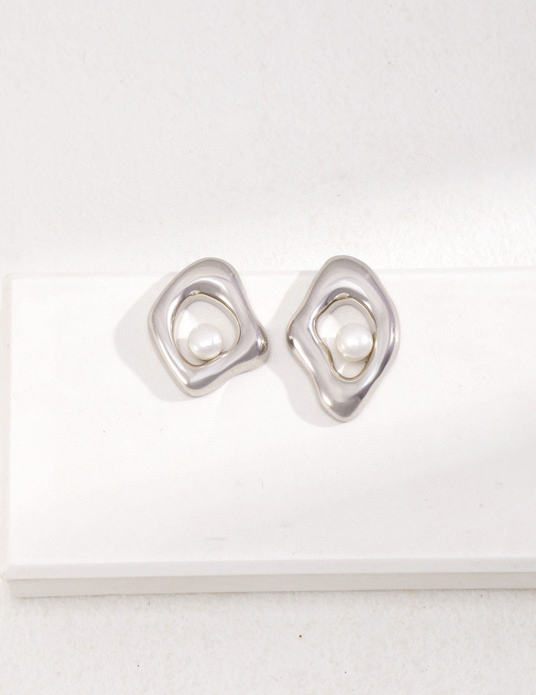 Irregular Minimalist 3D Design Pearls Silver Earrings