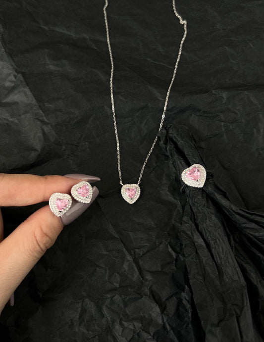 Heart’s Radiance -Zirconia Sterling Silver Necklace